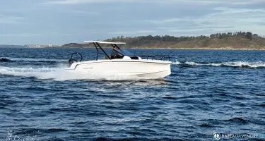 Axopar  25 Cross Top