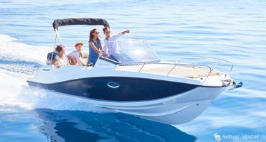 Quicksilver Activ 675 Sundeck