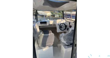 Parker  700 Pilothouse