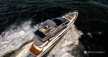 Galeon  700 Skydeck
