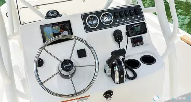 Boston Whaler  190 Montauk