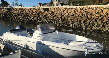 Jeanneau Cap Camarat 6.5 CC Serie 3