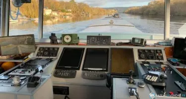 Bateau De Fret 900T
