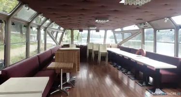 Bateau Passagers Bar ou Restaurant