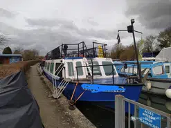 Bateau Logement 50m2 2 Cabines + 50m2 Terrasse