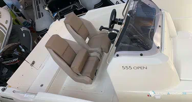 Quicksilver Activ 555 Open
