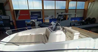 Quicksilver Activ 555 Open