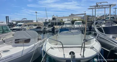 Jeanneau Cap Camarat 7.5 CC Serie 2