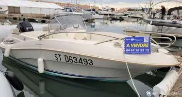 Quicksilver  635 Commander