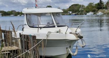 Quicksilver  580 Pilothouse