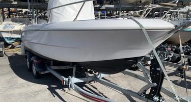 Sessa Marine Key Largo 20