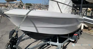 Sessa Marine Key Largo 20