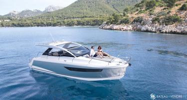 Sealine  S330