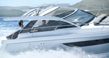 Sealine  S330