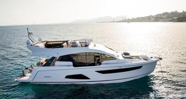 Sealine  F530