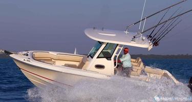 Boston Whaler  250 Outrage