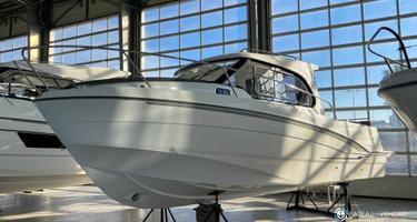 Beneteau Antares 8 OB V2