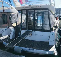 Prestige Yachts  400 Fly