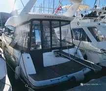 Prestige Yachts  400 Fly