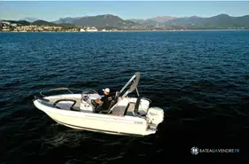 B2 Marine Cap Ferret 522 Open