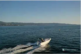B2 Marine Cap Ferret 522 Open
