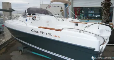 B2 Marine Cap Ferret 472 Cruiser