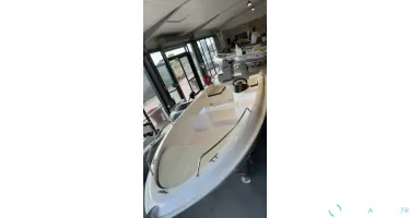 B2 Marine Cap Ferret 472 Fish