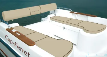 B2 Marine Cap Ferret 472 Open