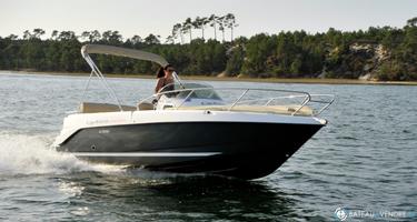 B2 Marine Cap Ferret 702 Sun Deck