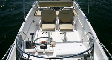 B2 Marine Cap Ferret 522 Sun Deck