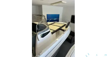 B2 Marine Cap Ferret 702 Open