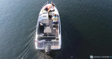 Parker  690 Bow Rider