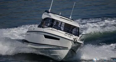 Parker  750 Cabin Cruiser