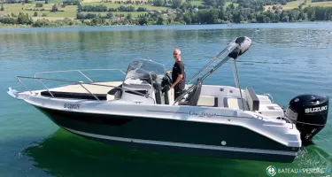B2 Marine Cap Ferret 702 Sun Deck