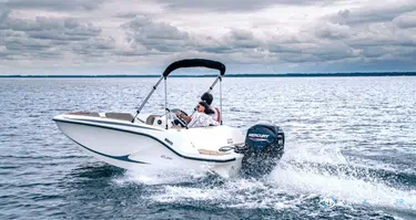 Quicksilver Activ 475 Axess