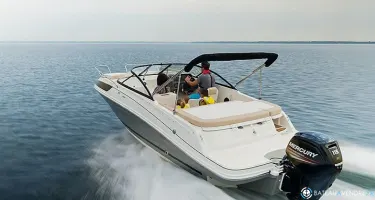 Bayliner VR5 Cuddy OB