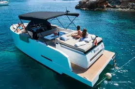 De Antonio Yachts D28 Open