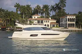 Prestige Yachts  550 Fly