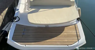Sessa Marine Key Largo 24