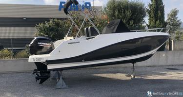 Quicksilver Activ 555 Open