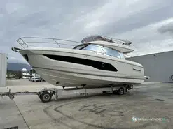 Prestige Yachts  420 Fly