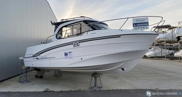 Beneteau Antares 8 Fishing