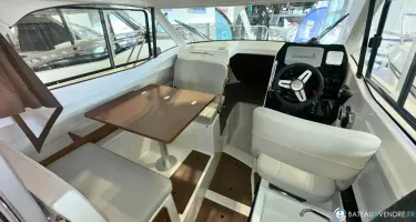 Beneteau Antares 7 Fishing