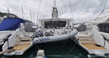 Catana  53