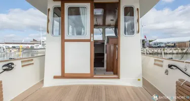 Rhea  850 Timonier