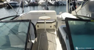 Sea Ray  230 SPX
