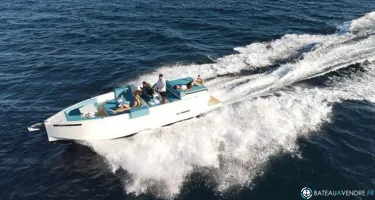 De Antonio Yachts D28 Deck