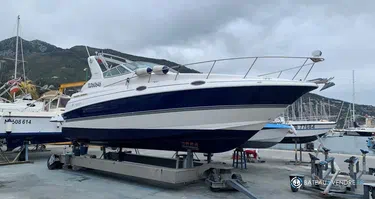 Cruisers Yachts  280 CXi