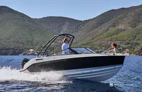 Quicksilver  675 Bowrider