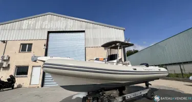 Capelli Tempest 750 Luxe